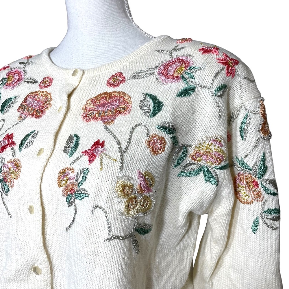 Floral Embroidered Cardigan NEW M VTG Cream Button Boho Bohemian Cottagecore